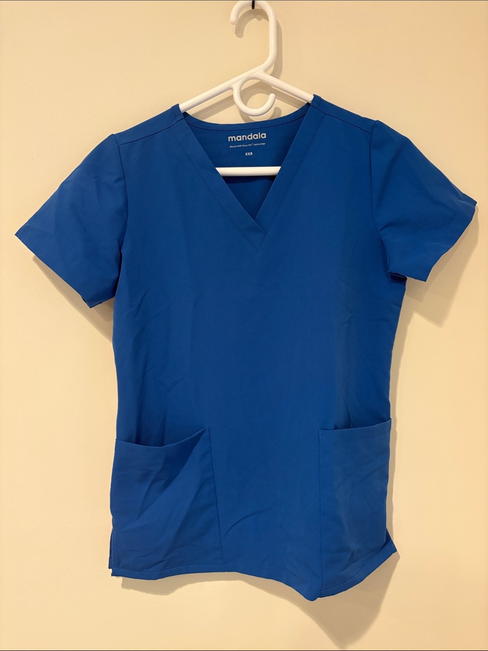 Mandala 6 Pocket scrub Top in royal blue